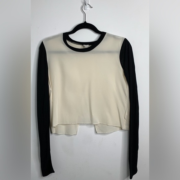 Aritzia Wilfred Blouse Top Long Sleeve Slit open back Silk Cropped Black XS - Picture 9 of 15